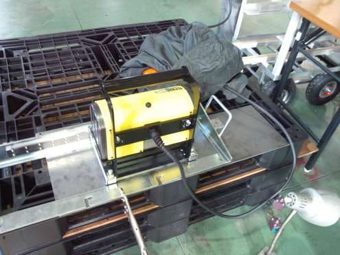 machine-marquage-permanent-plaques-acier