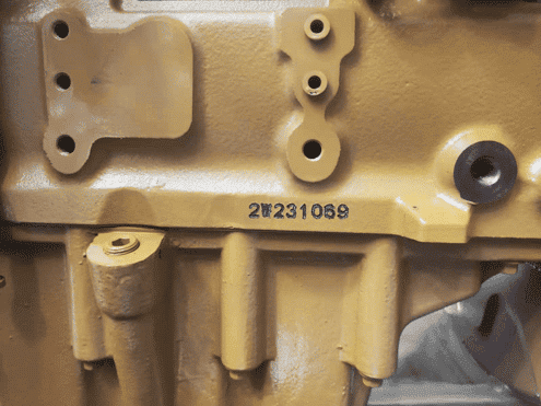 marquage micro-percussion moteur engin de construction